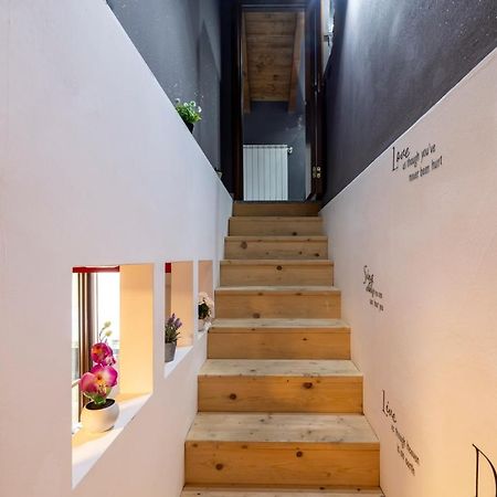Apartmán Leonardo Academy In 5' - Parcheggio Gratis - Laghi & Wi-Fi Sesto Calende Exteriér fotografie
