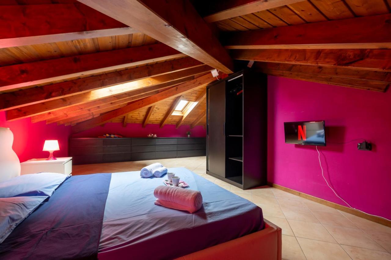 Apartmán Leonardo Academy In 5' - Parcheggio Gratis - Laghi & Wi-Fi Sesto Calende Exteriér fotografie